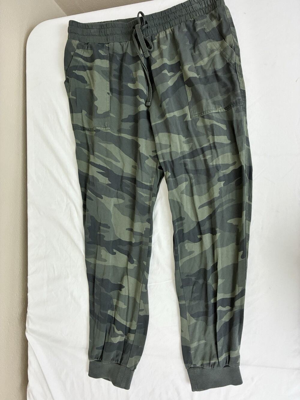 Splendid Pants Women's L Camo Jogger Elastic Waist Drawstring Pockets Green